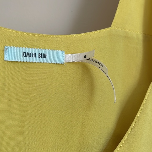 Tank Top. - Picture 2 of 5